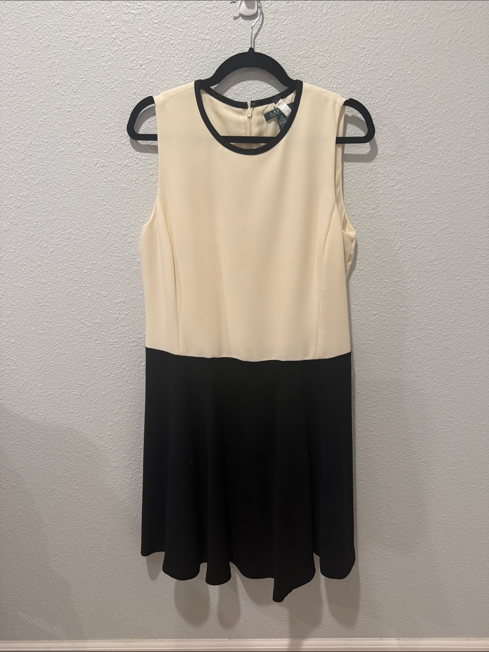 Lauren Ralph Lauren Cream and Black Sleeveless Colorblock Midi Dress